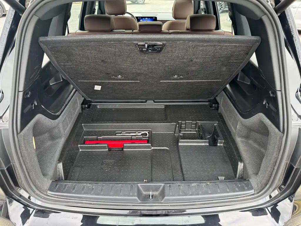 Mercedes-Benz EQB — миниатюра 16