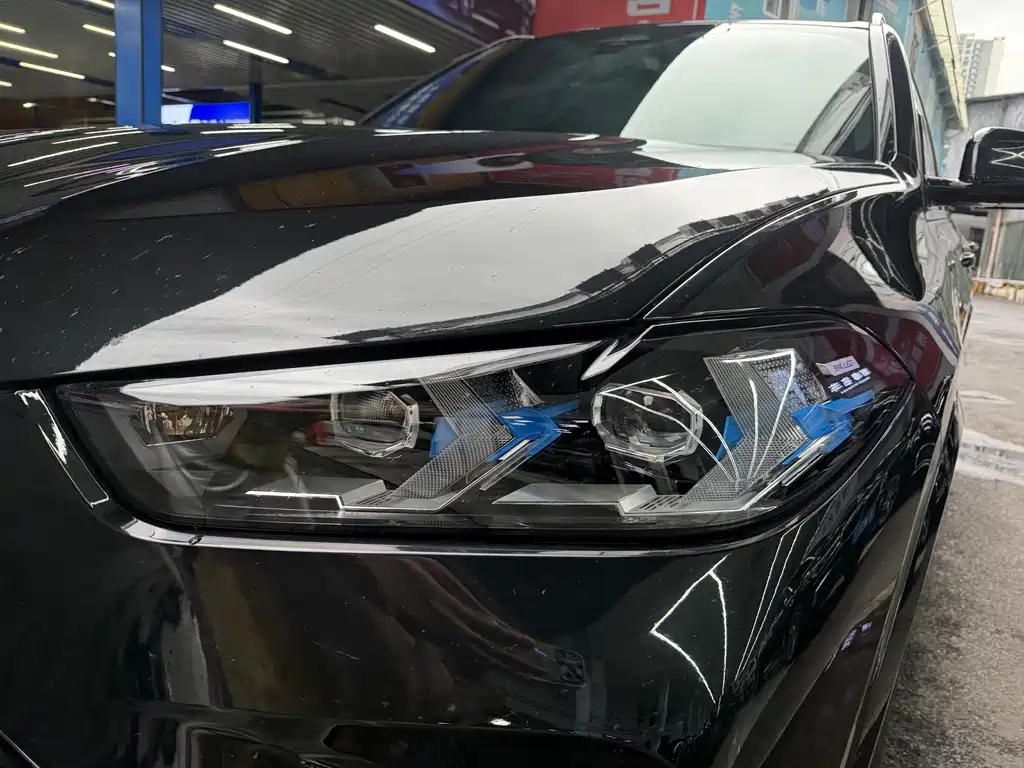 BMW X5 — миниатюра 4