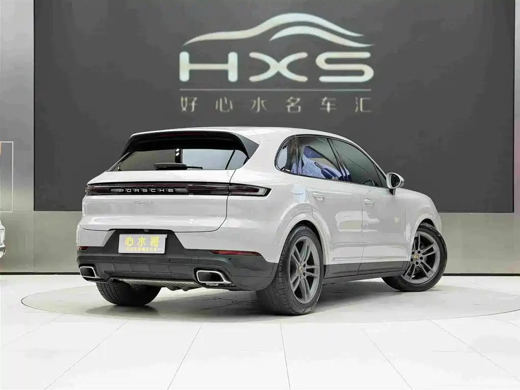 Porsche Cayenne — миниатюра 4