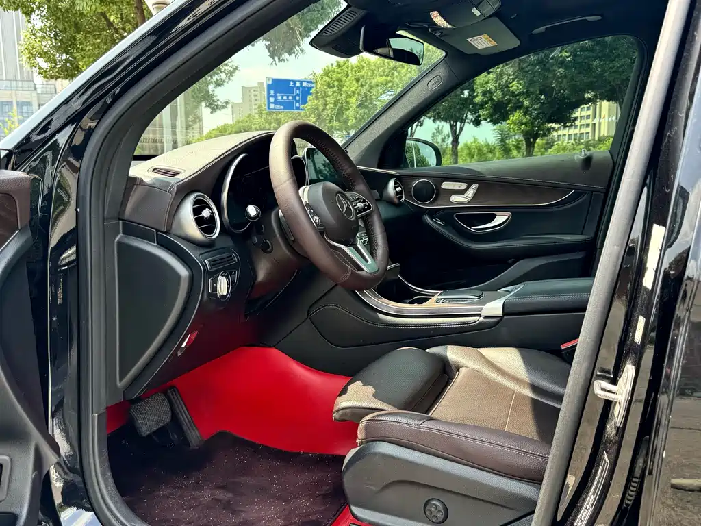 Mercedes-Benz GLC — миниатюра 7