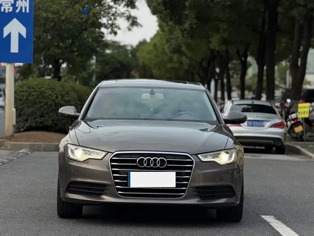 Audi A6L — миниатюра 2