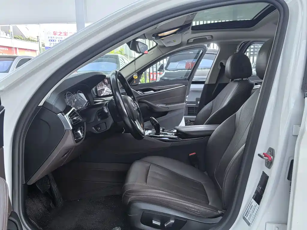 BMW 5 Series 5 2019 525Li Luxury