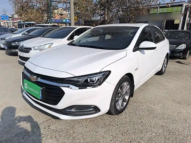 CHEVROLET CRUZE