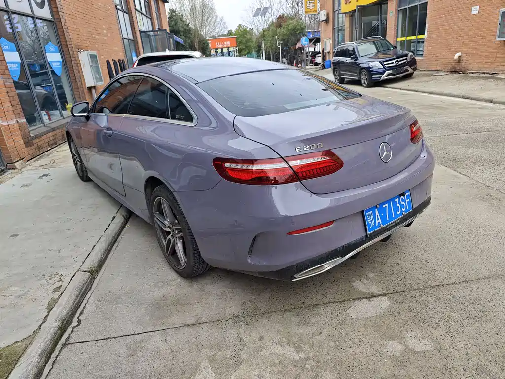 MERCEDES-BENZ E CLASS