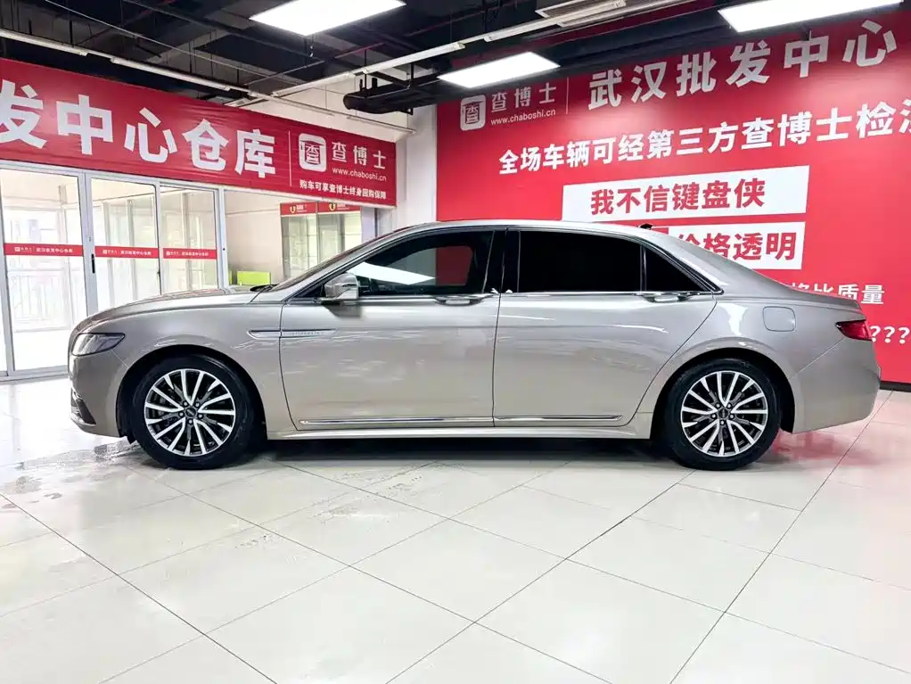 Lincoln Continental — миниатюра 4