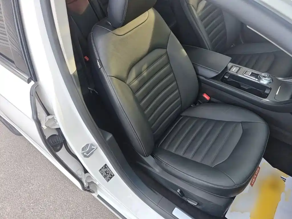 Ford Mondeo — миниатюра 25