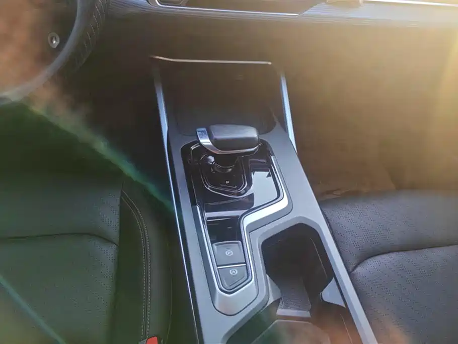 GEELY AUTOMOBILE EMGRAND