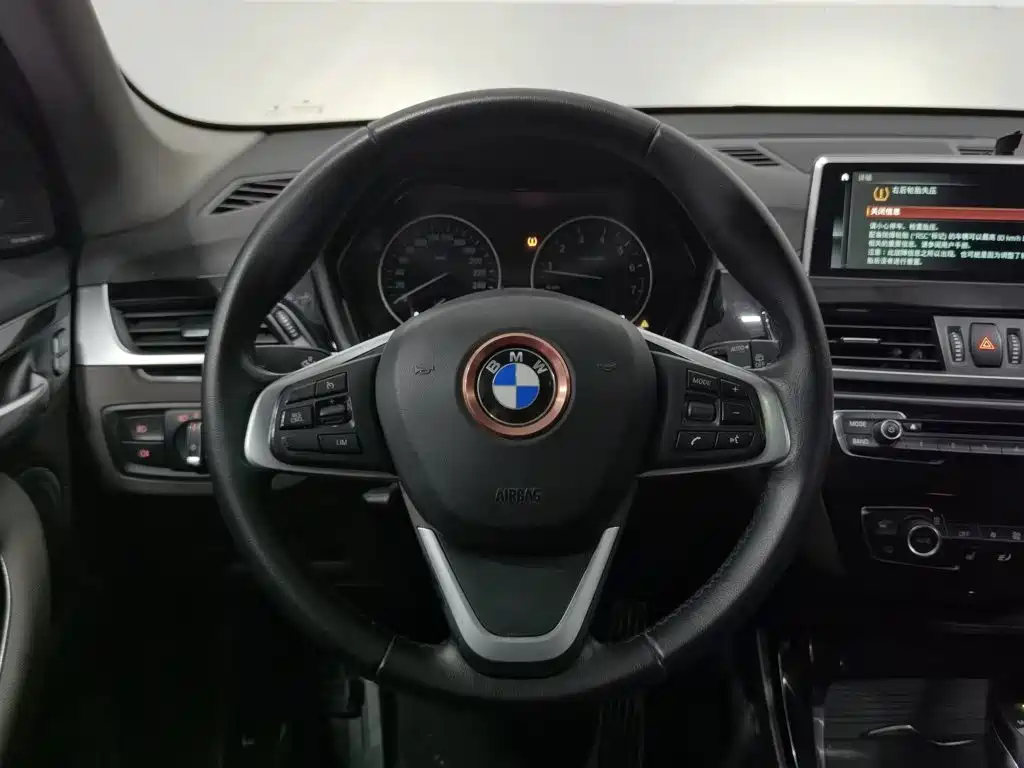 BMW X1 — миниатюра 11