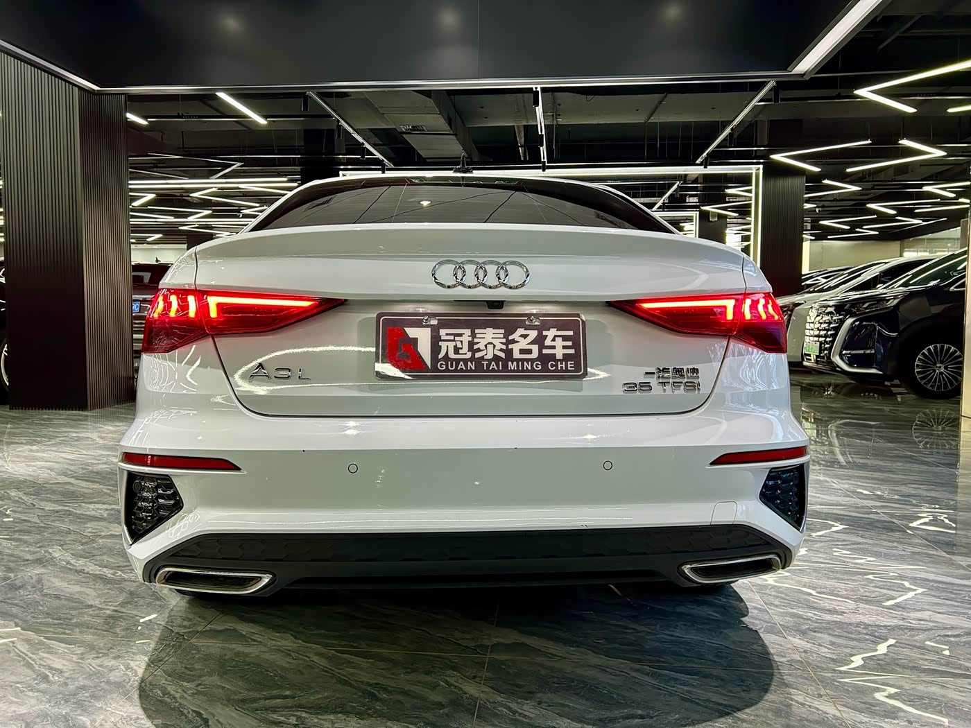 Audi A3 1.4 л 2022 г. Белый, пробег 44000 км