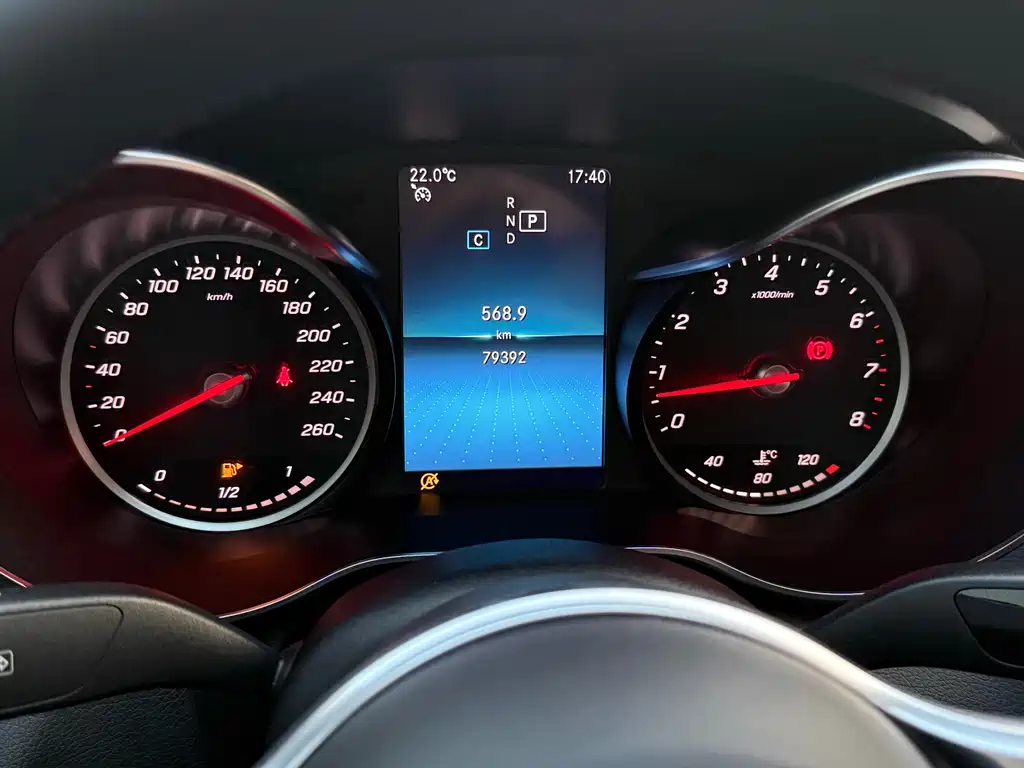 MERCEDES-BENZ C CLASS