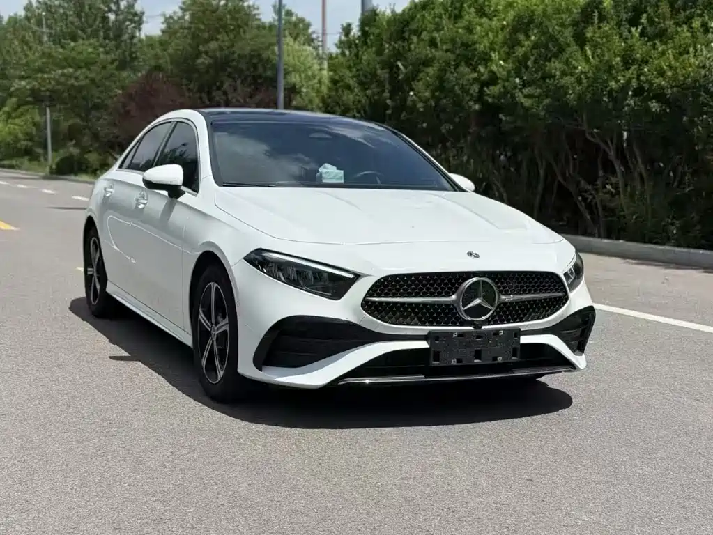 MERCEDES-BENZ  A CLASS