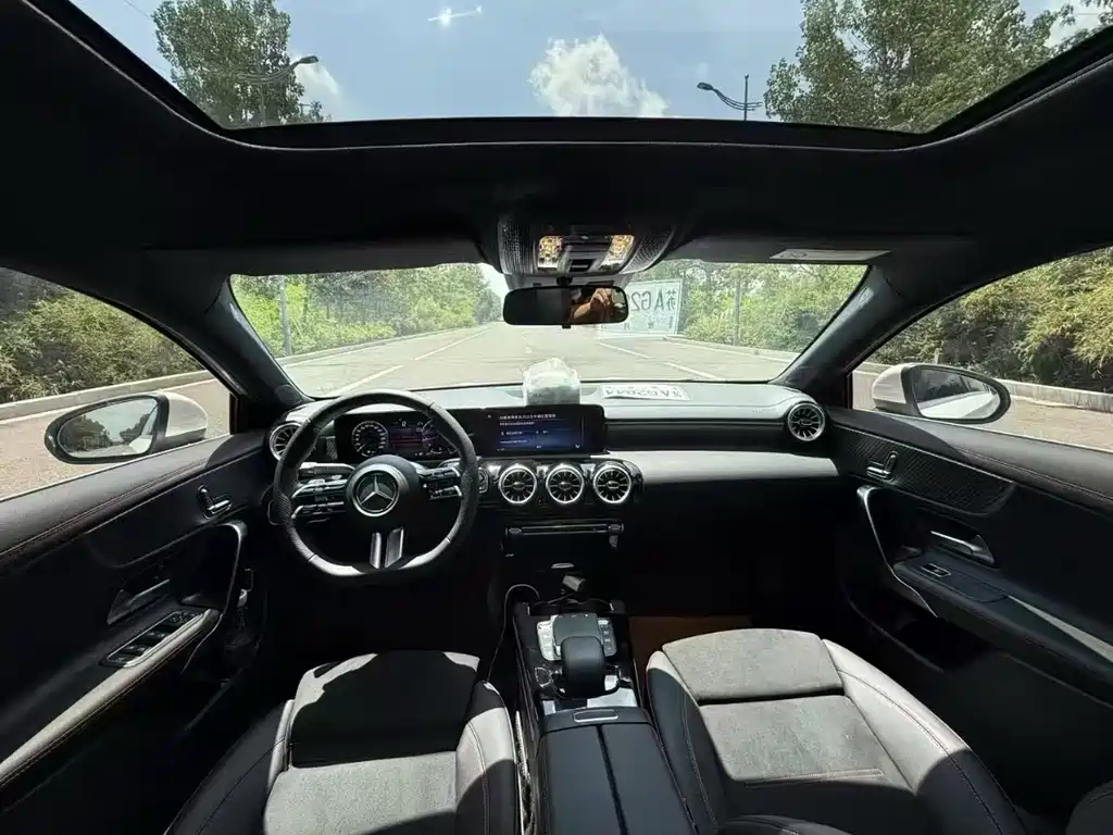 MERCEDES-BENZ  A CLASS