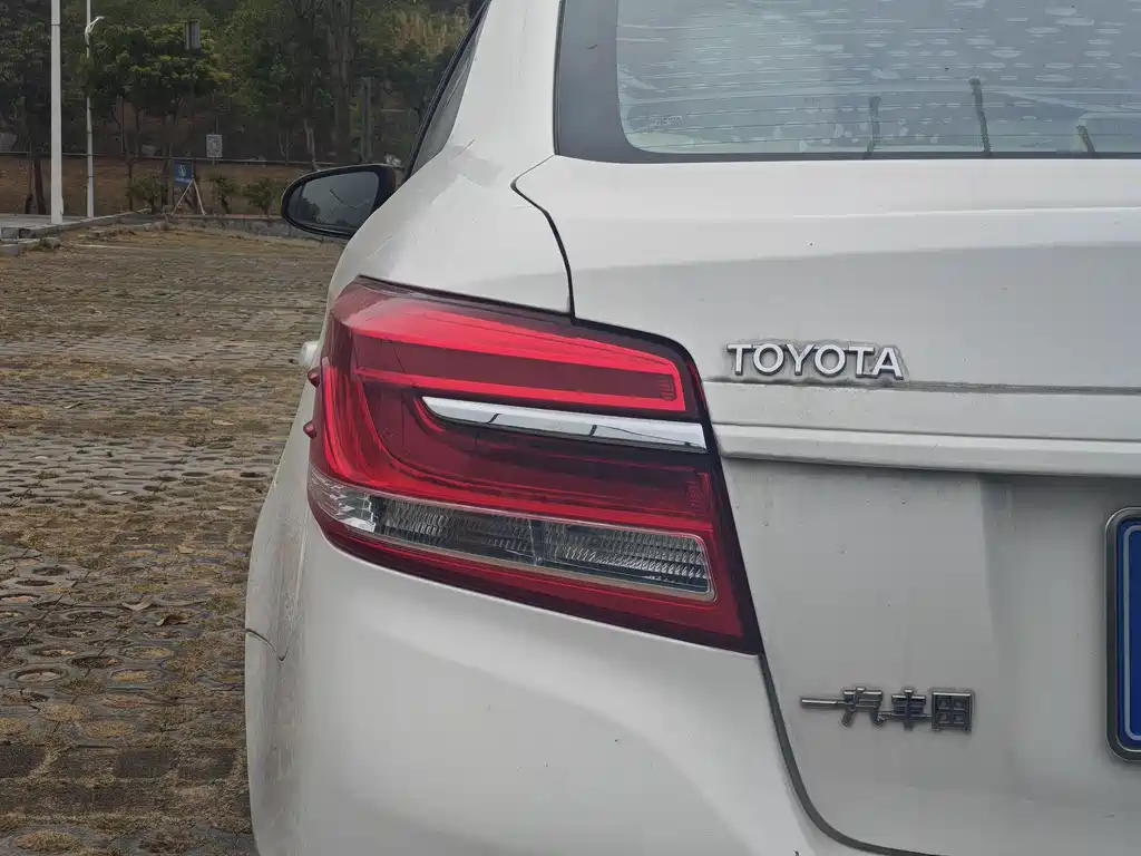 TOYOTA VIOS
