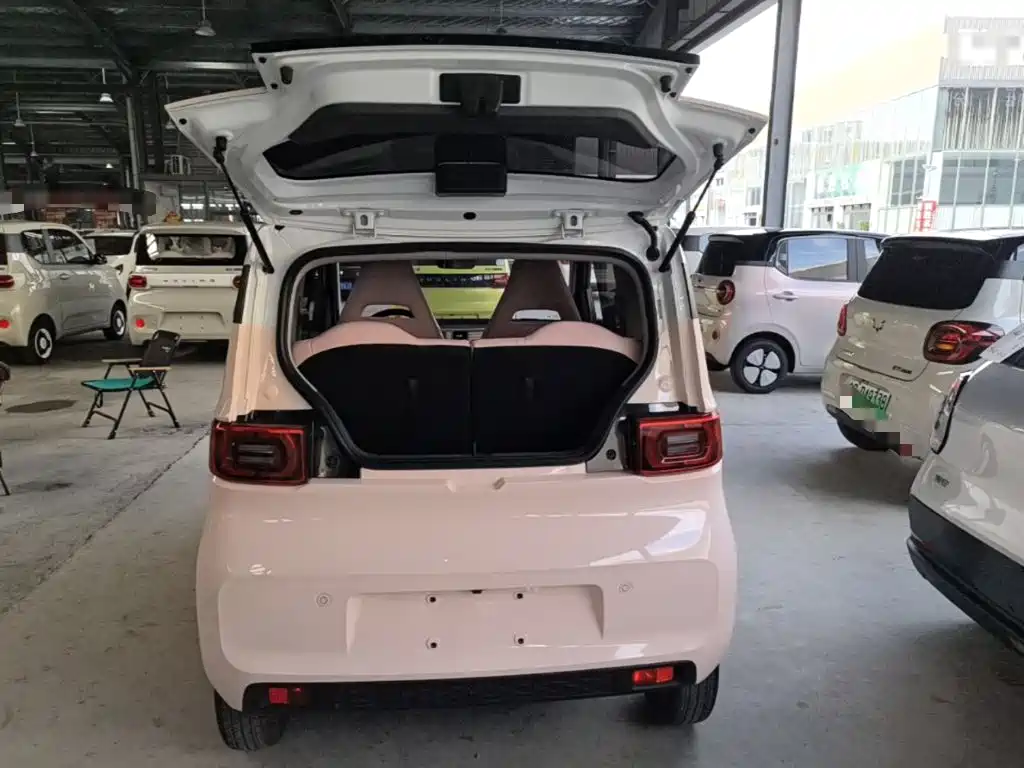 Wuling MINIEV — миниатюра 19