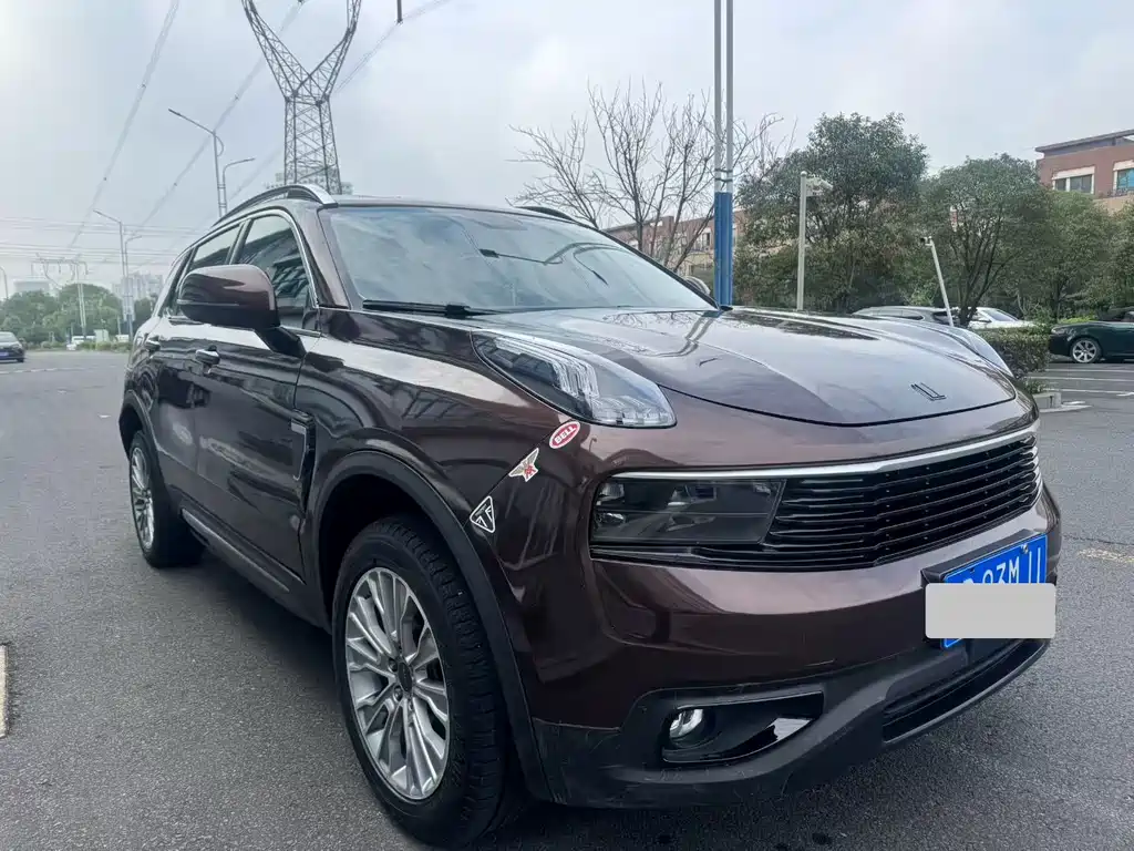 Lynk & Co 01 2018 2.0T +