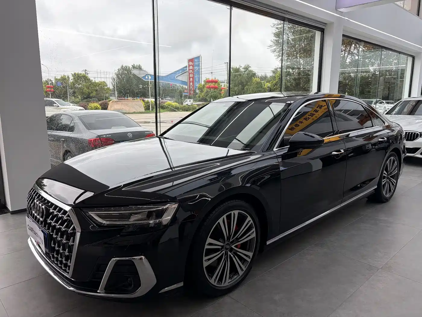 奥迪A8 2024款 A8L 50 TFSI quattro 臻选型 2024