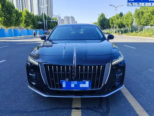 2025 Hongqi H5