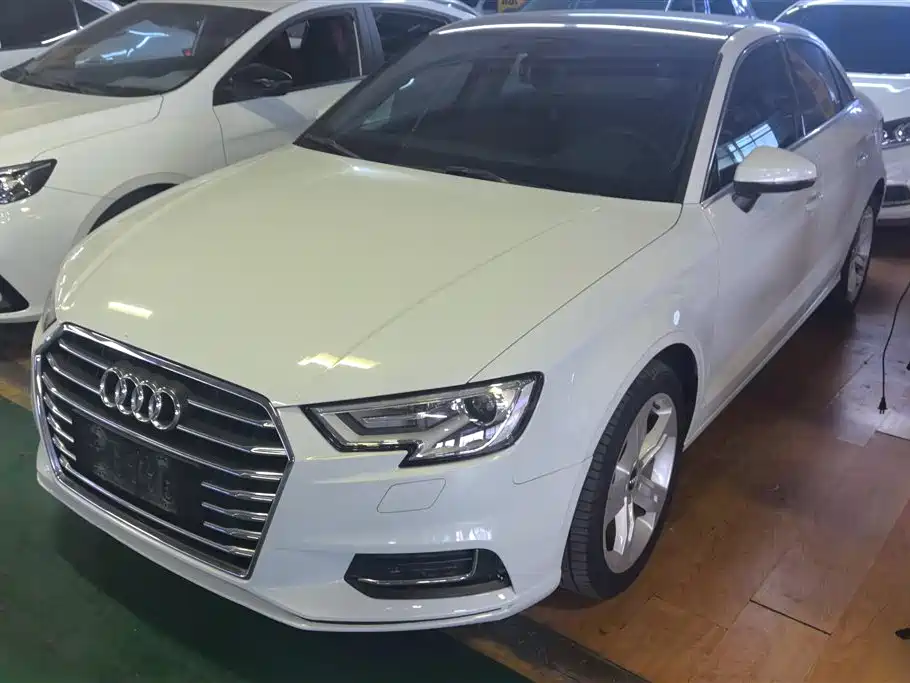 Купить Audi A3