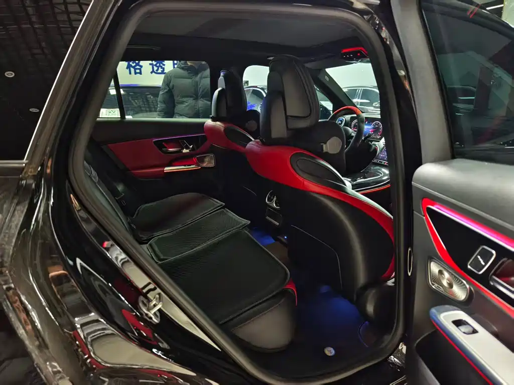 MERCEDES-BENZ GLC AMG