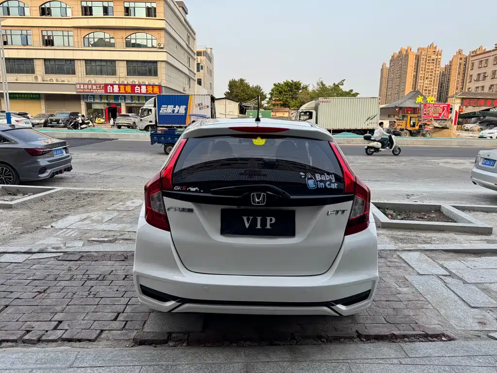 HONDA FIT