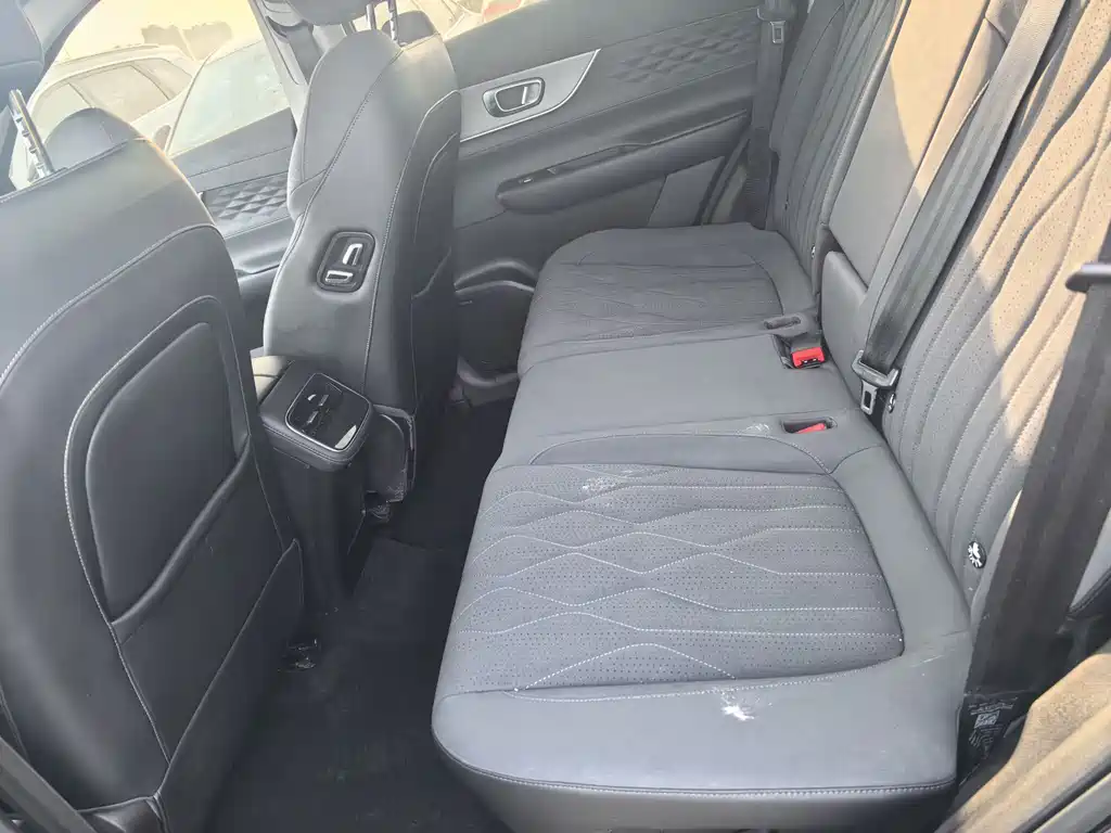 Chery 8 PLUS 2025 290TGDI DCT Luxury