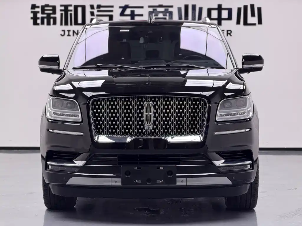 Lincoln Navigator — миниатюра 3