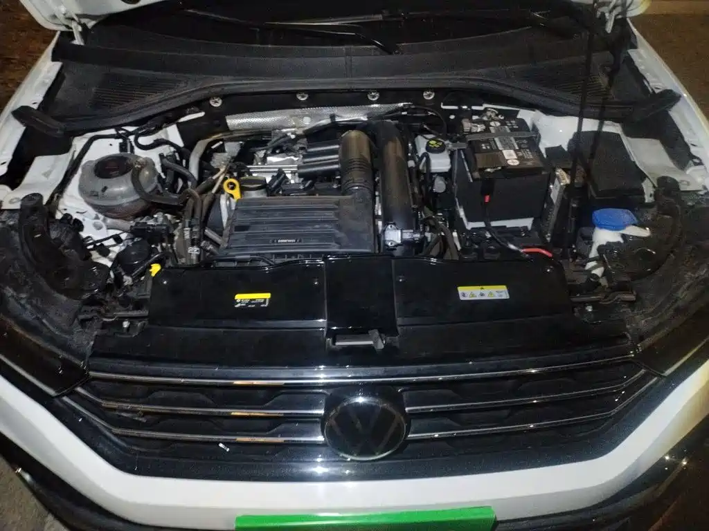 Volkswagen T-Roc — миниатюра 16