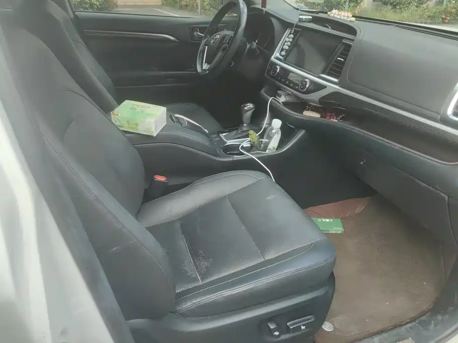 Toyota Highlander — миниатюра 8