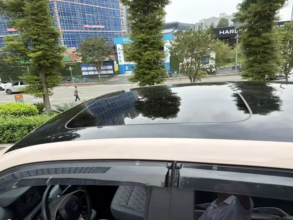 Leapmotor Leapmotor T03 — миниатюра 10