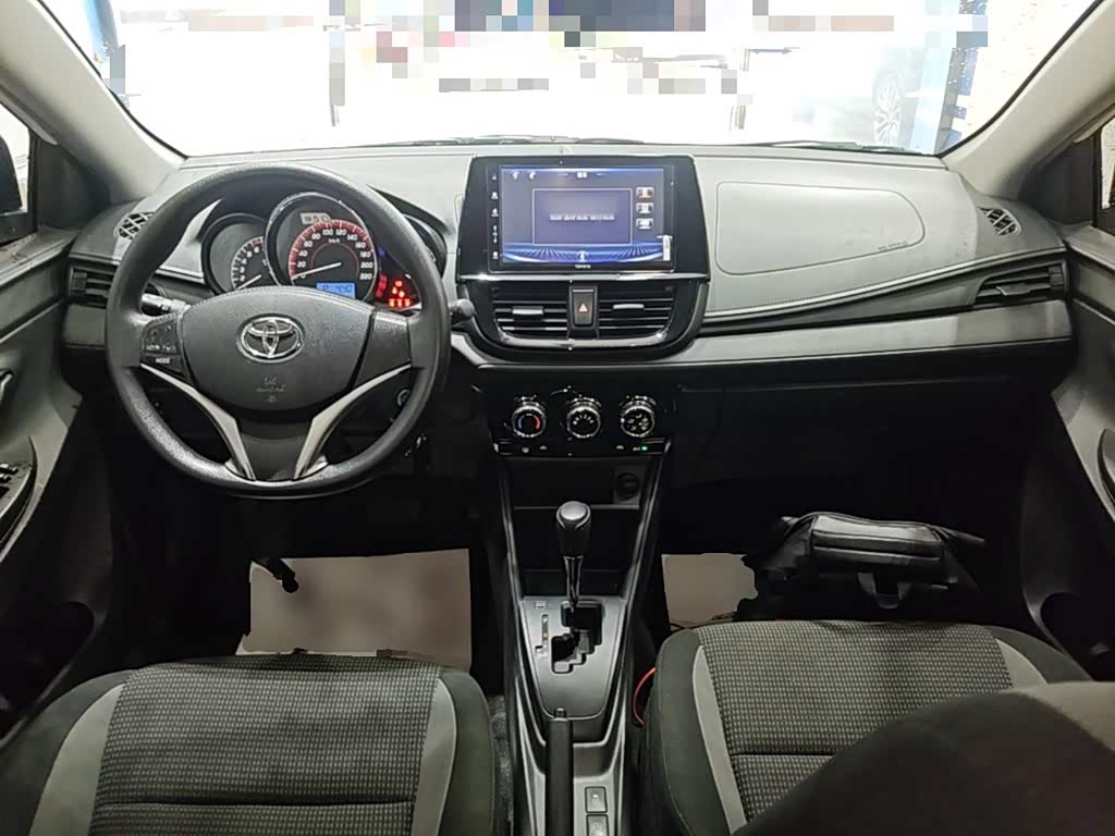 Toyota Vios FS 1.5 л 2022 г. Белый, пробег 30000 км