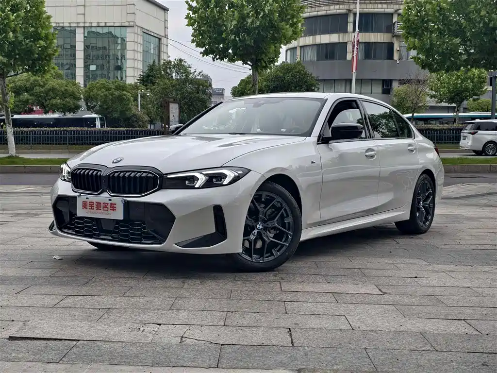 BMW 3 Series 2025
