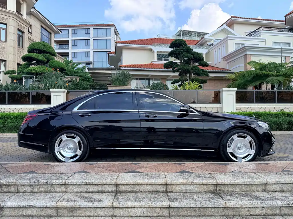 Mercedes-Benz S-Class — миниатюра 19