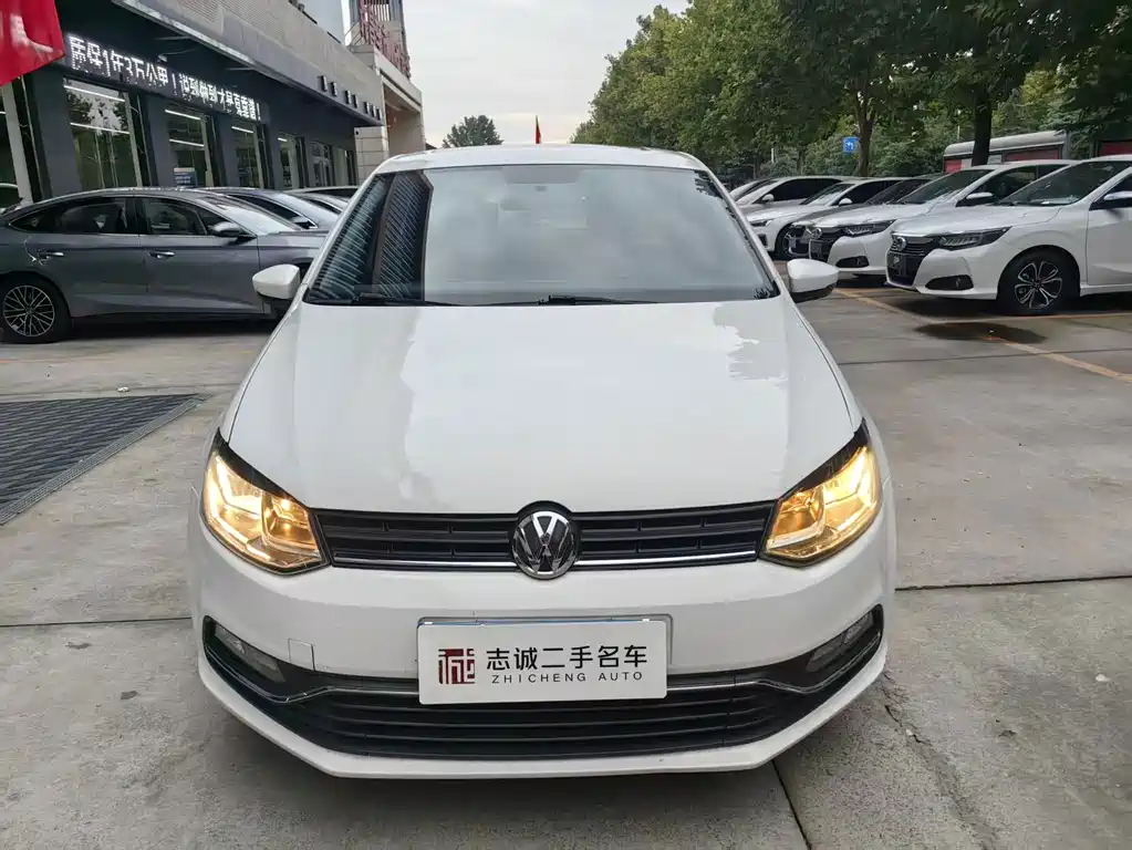 Volkswagen Polo — миниатюра 2