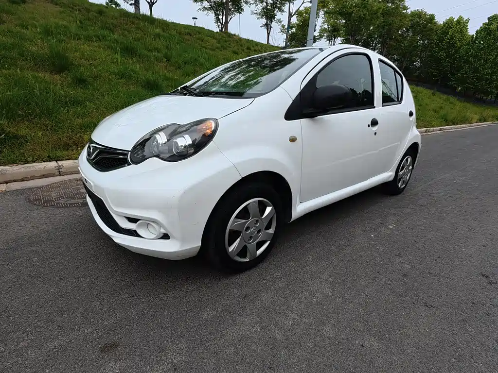 Byd F0 2018