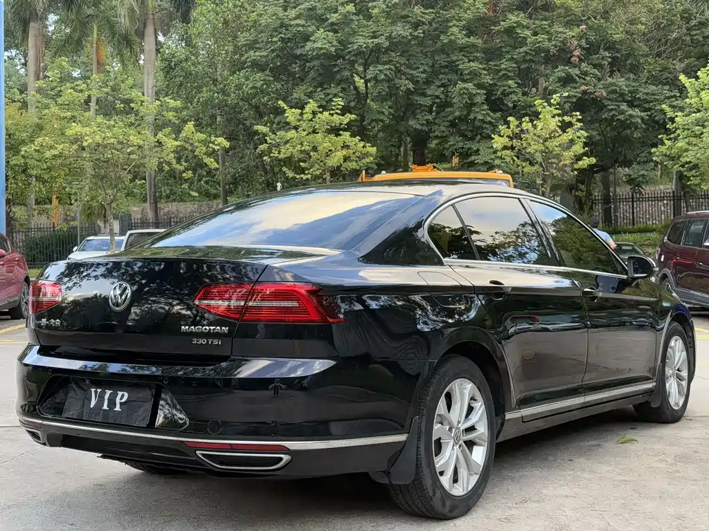 Volkswagen Magotan 2017 330TSI DSG Luxury