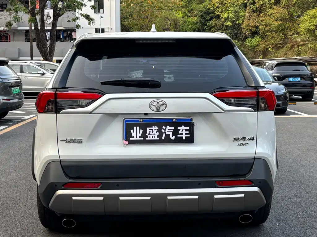 TOYOTA RAV4 RONGFANG