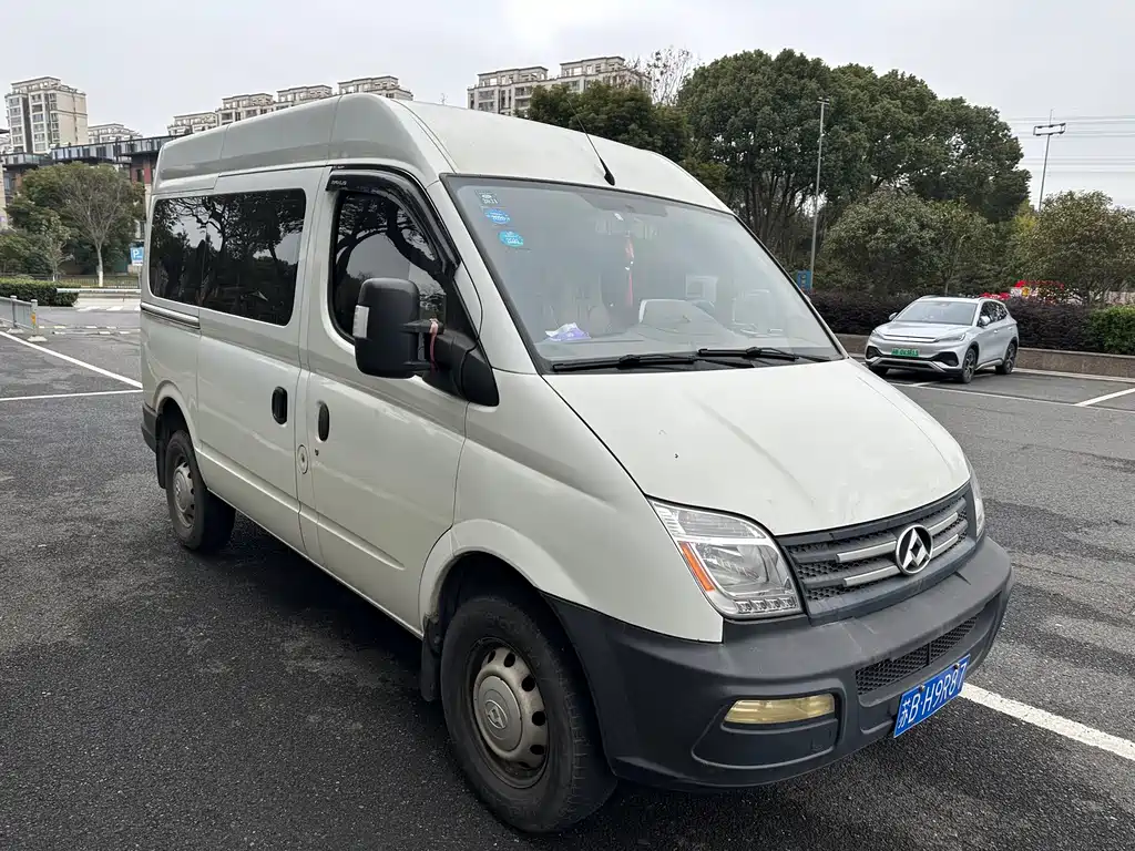 SAIC MAXUS XINTU V80