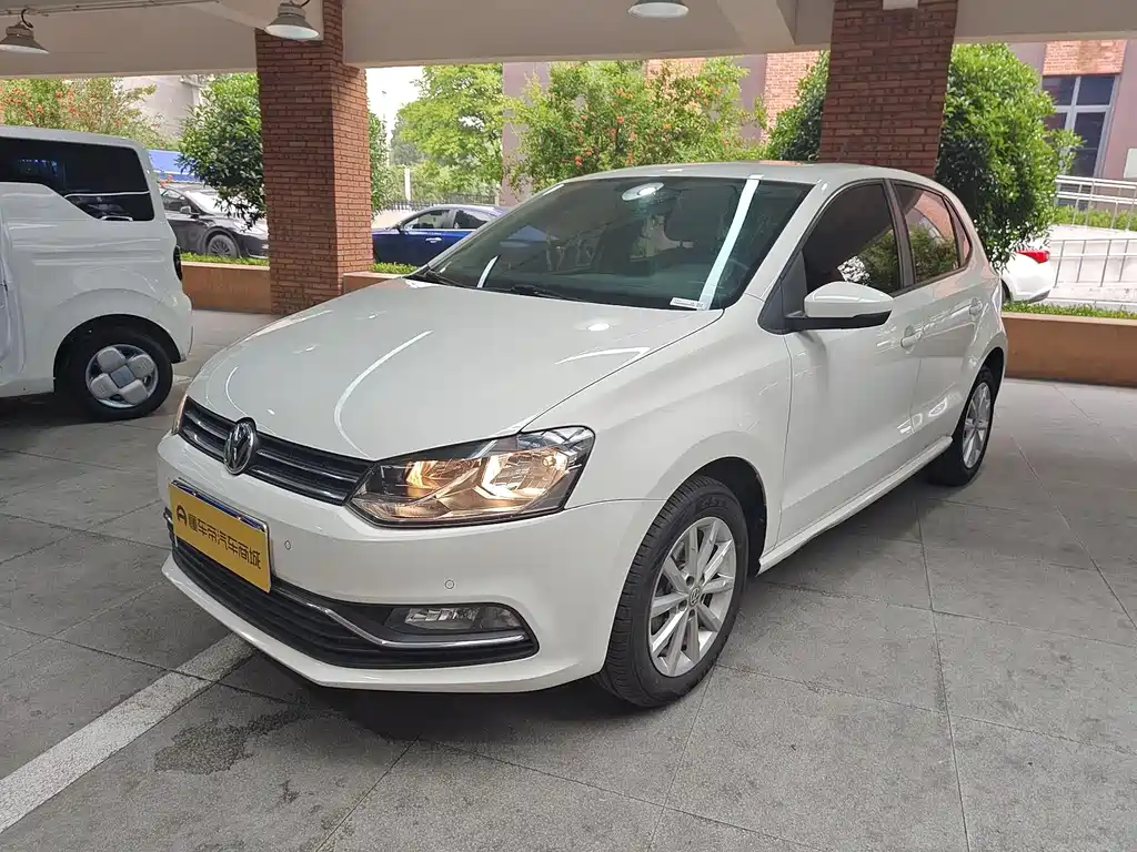 Купить Volkswagen Polo