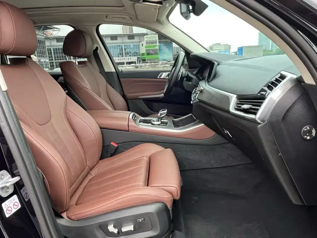BMW X5 (Import) — миниатюра 6