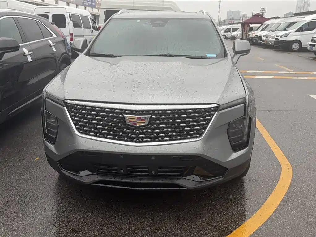 Cadillac XT4 2024 28T Luxury