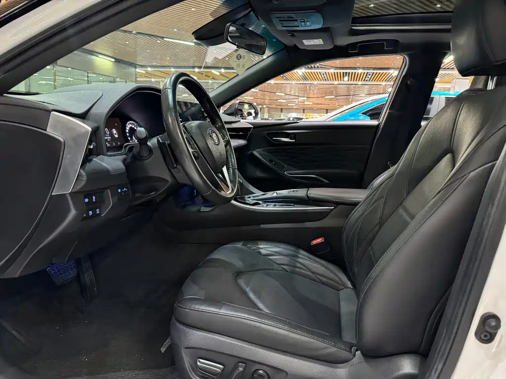 Toyota Avalon 2.5L Touring Premium Edition China VI, фото 4