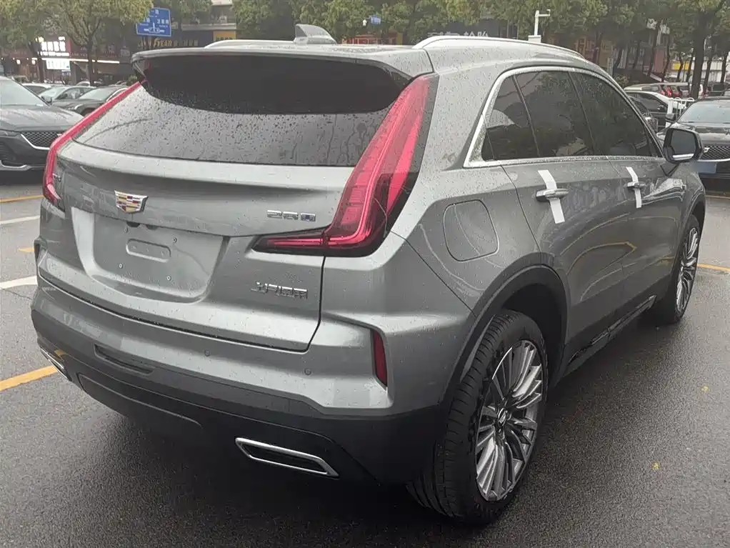 Cadillac XT4 2024 28T Luxury