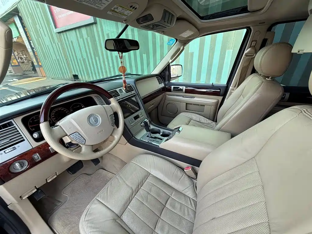 Lincoln Navigator 2005 5.4L