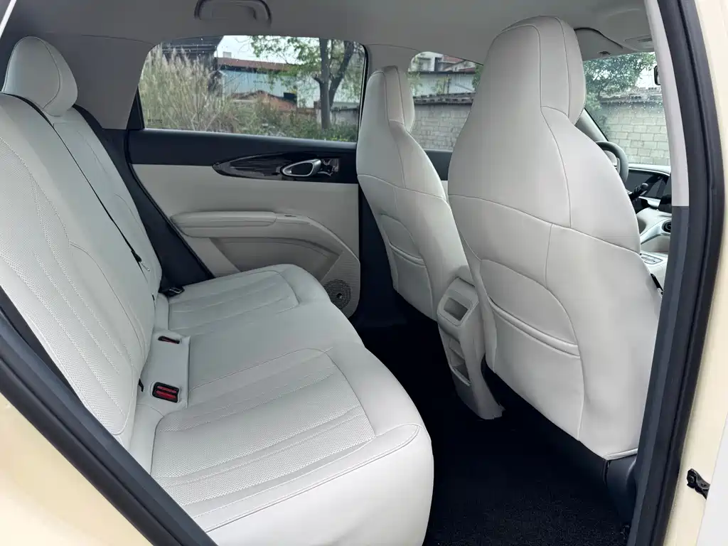 GEELY GALAXY STAR WISH