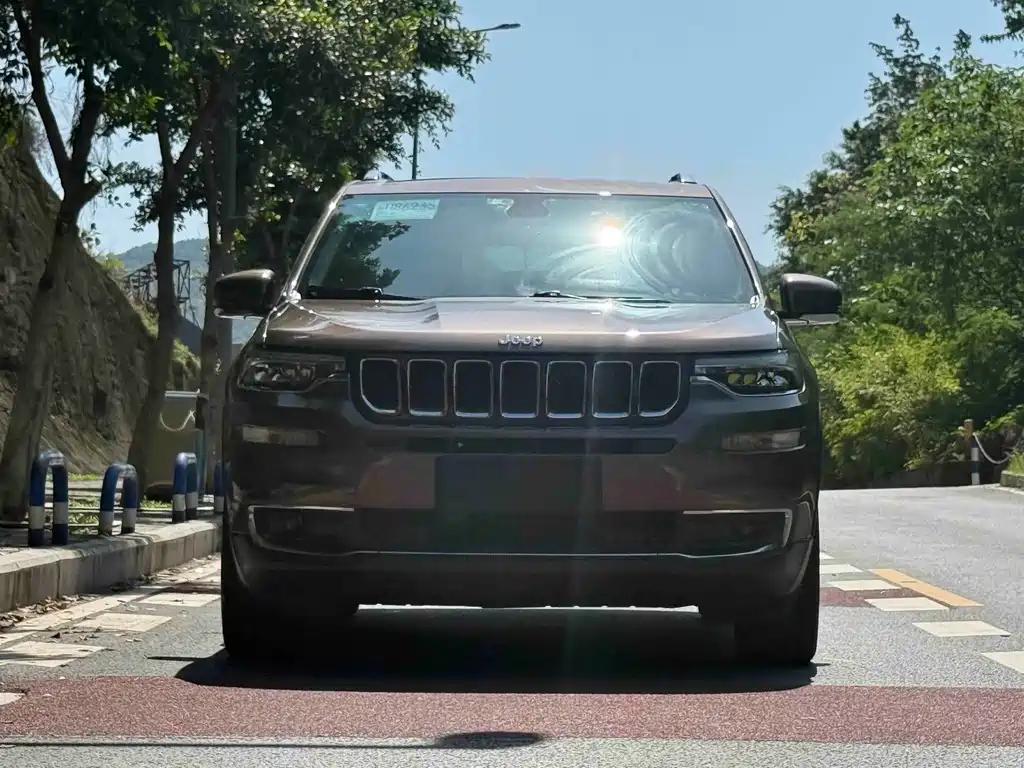 Jeep Grand Commander — миниатюра 2