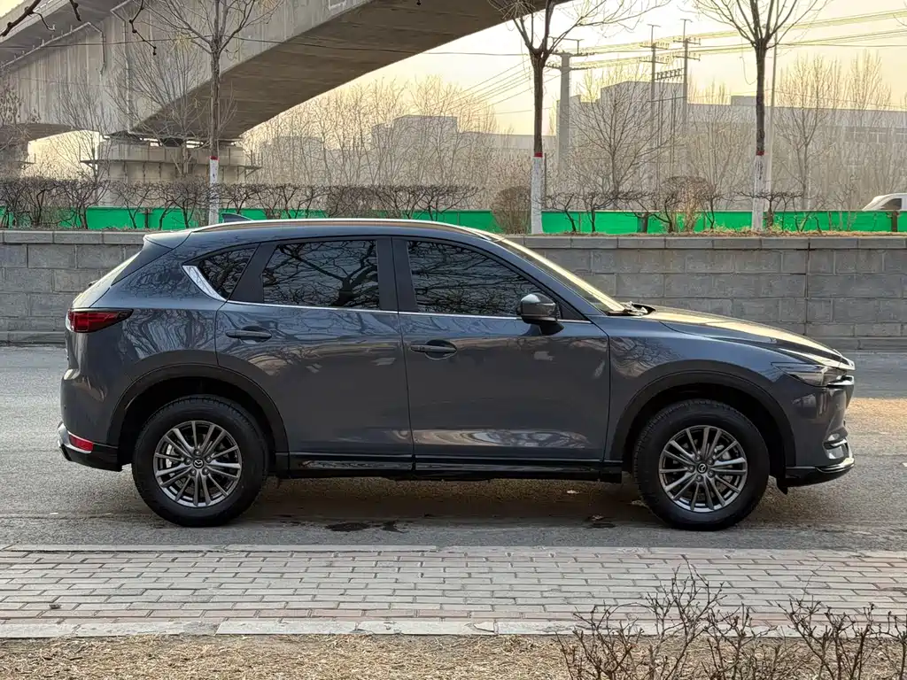 Mazda CX-5 2021 2.0L AT