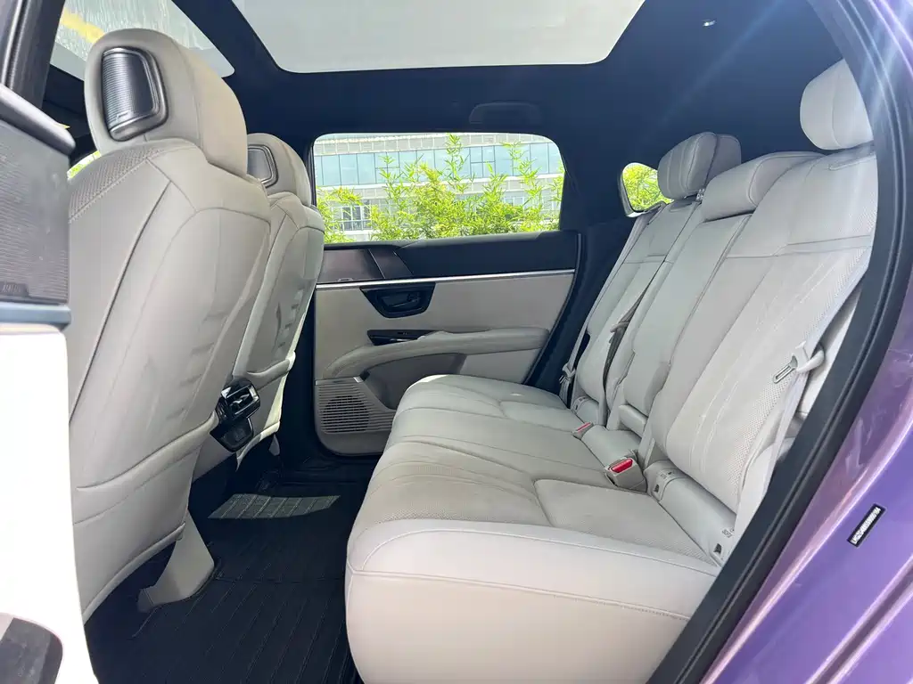 Honda Hiroyo Honda P7 — миниатюра 5