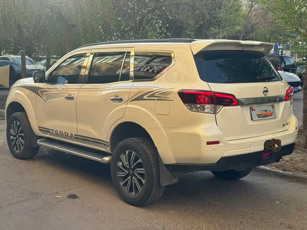 Nissan Terra 2020 2.5L XV 4WD AT Flagship