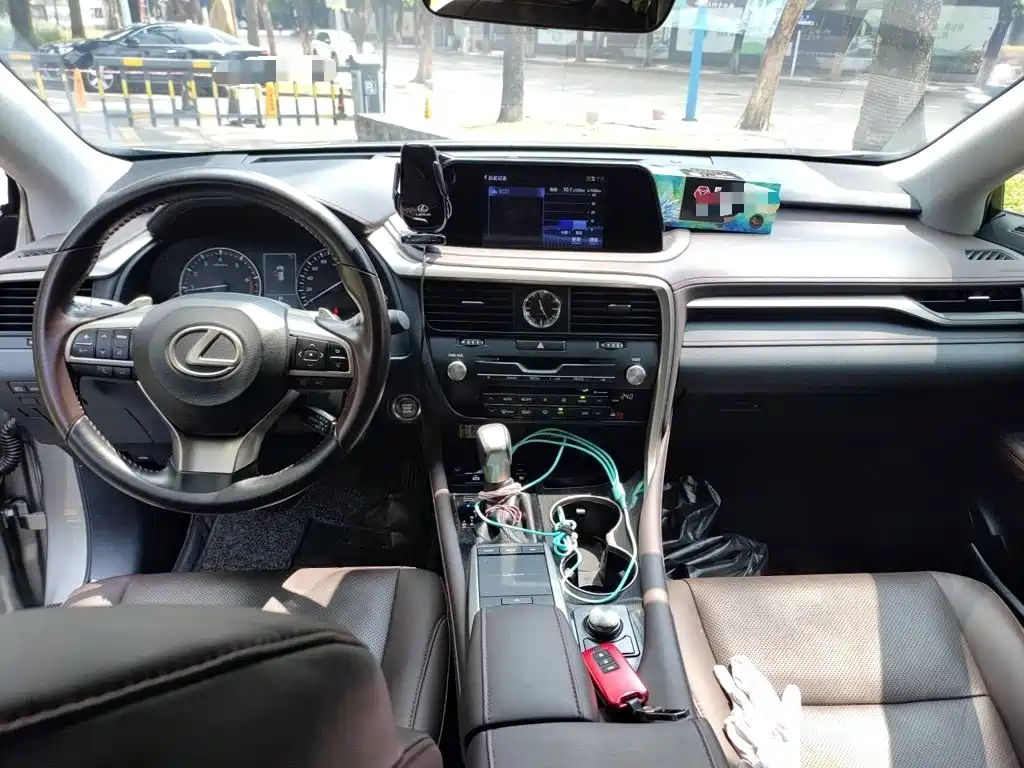 Lexus RX — миниатюра 5