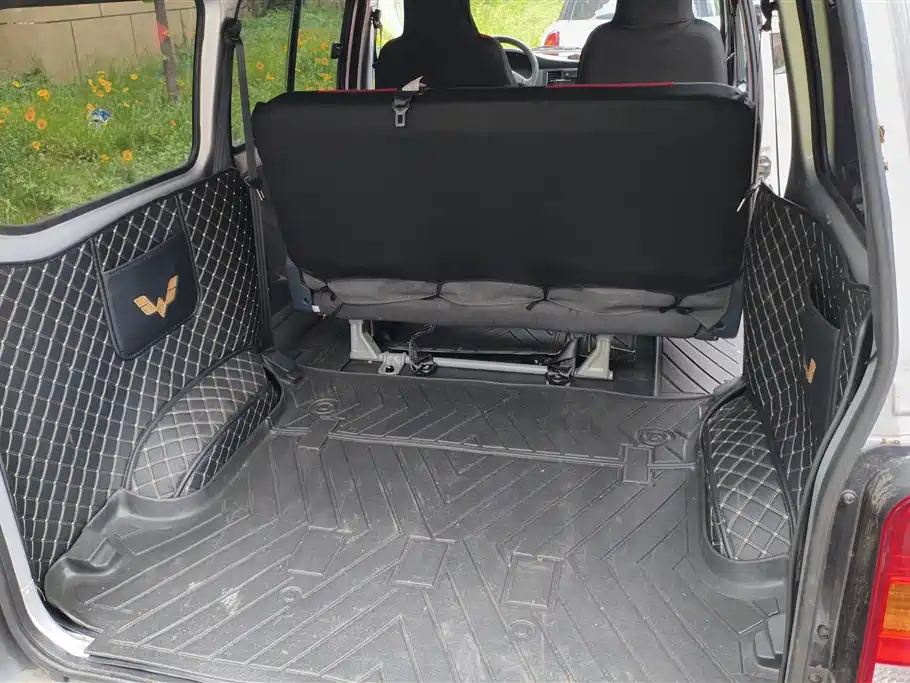 Wuling Sunshine 2023 1.5L 5/7 мест